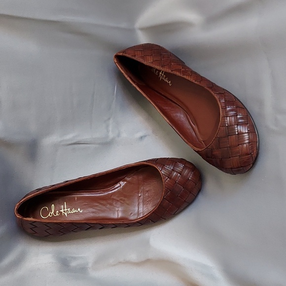Cole Haan Shoes, Ballet Flats, Size 7.5, Woven Leather, British Tan, NikeAir - Picture 7 of 10
